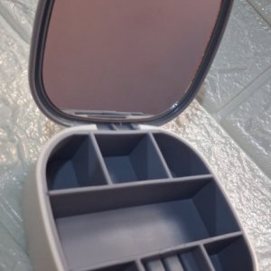 حافظه اكسسوارات مع مرايه